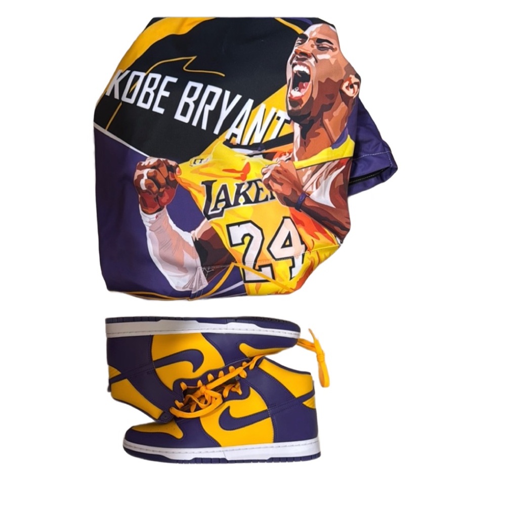 Kobe Bryant Lakers Shirt and Nike Sneakers